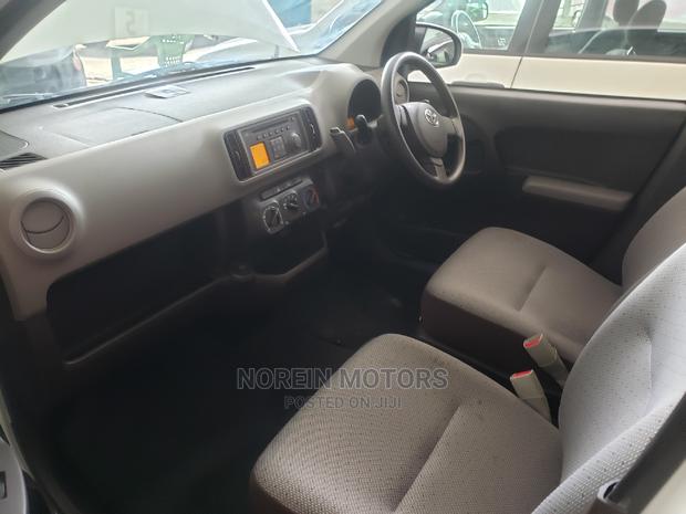2015 Toyota Passo Off-White, Certified Pre-owned, 5-Door Sedan