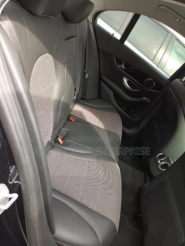 Mercedes-Benz C200 2014 Black