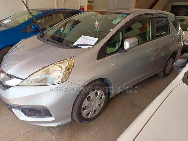 Honda Fit Shuttle 1.5 2WD 2014 Silver