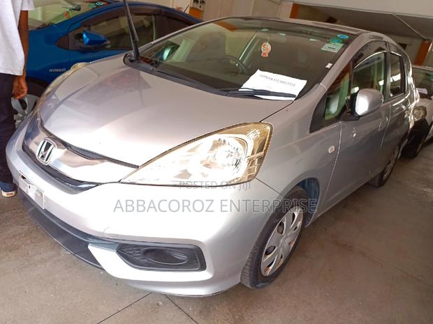 Honda Fit Shuttle 1.5 2WD 2014 Silver
