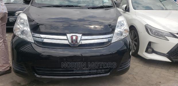 2014 Toyota ISIS Matt Black - Used Sedan, Luxury Class