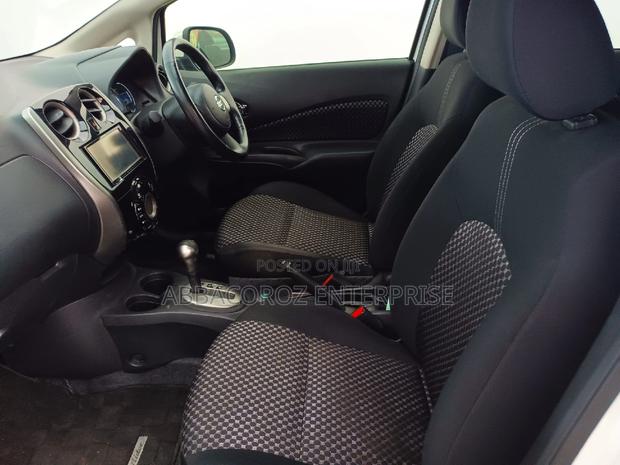 Nissan Note 2014 SV Premium White