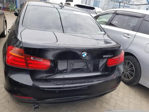 2014 BMW 320i SV Premium Black Touring