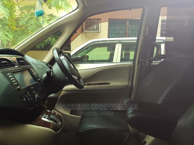 Nissan Serena 2012 Blue