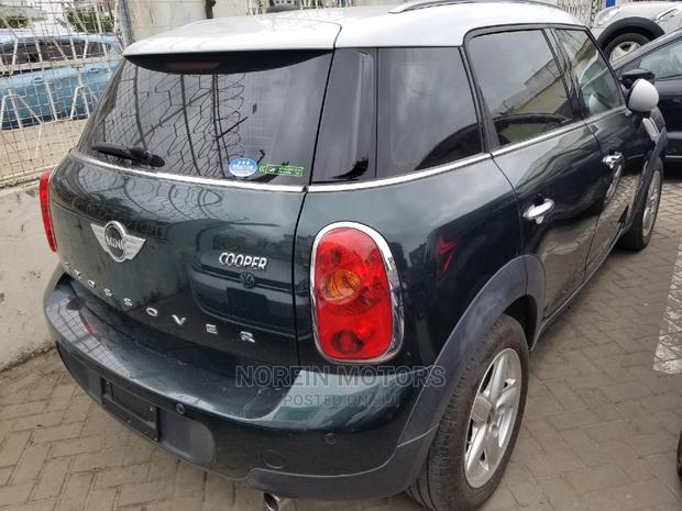 2014 Mini Cooper Green: Affordable and Eco-Friendly