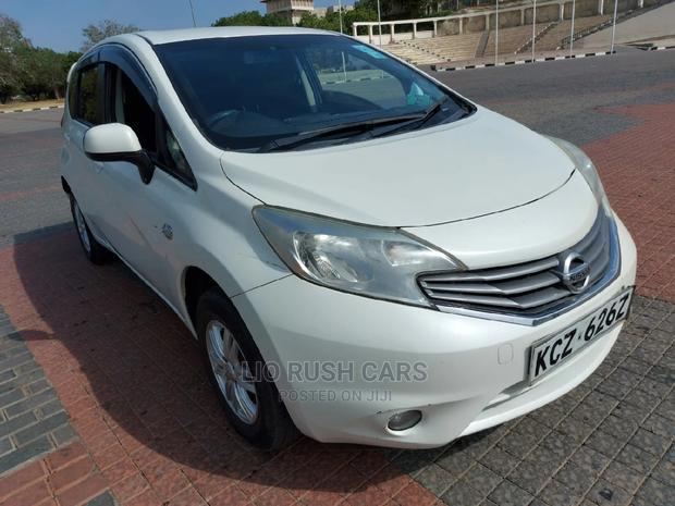 White 2013 Nissan Note - Compact Car with Style and Substance
