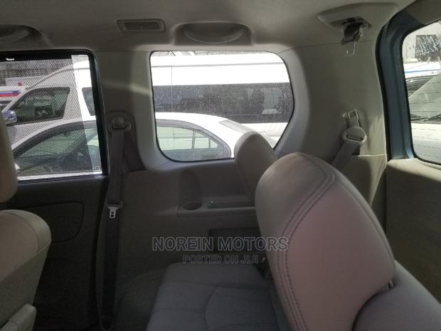 Blue 2014 Nissan Serena: Comfortable and Efficient