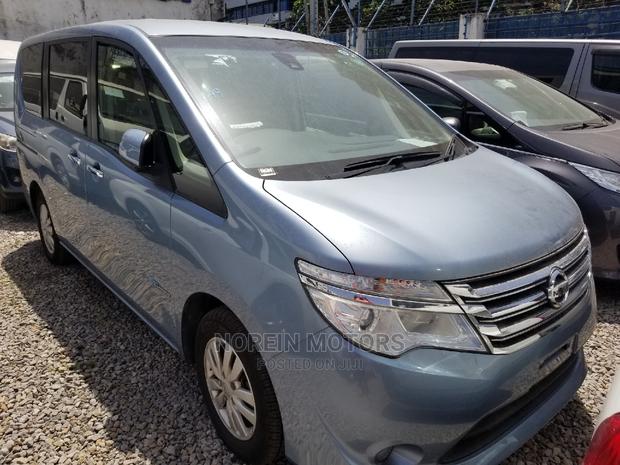 Blue 2014 Nissan Serena: Comfortable and Efficient