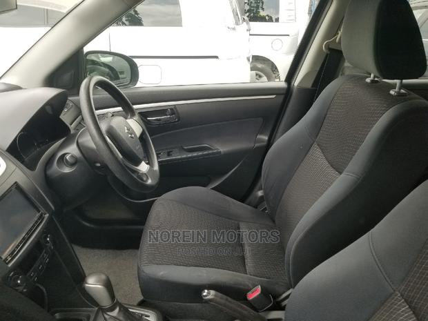 2014 Suzuki Swift: Blacked-Out Style
