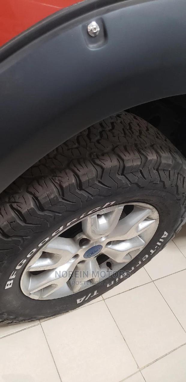 Ford Ranger 2015: Capable and Comfortable for Daily Driving
