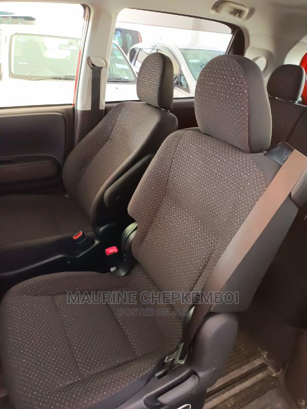 Toyota Spade 2015 Red