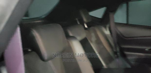 2014 Toyota Auris Silver: Affordable Luxury and Performance