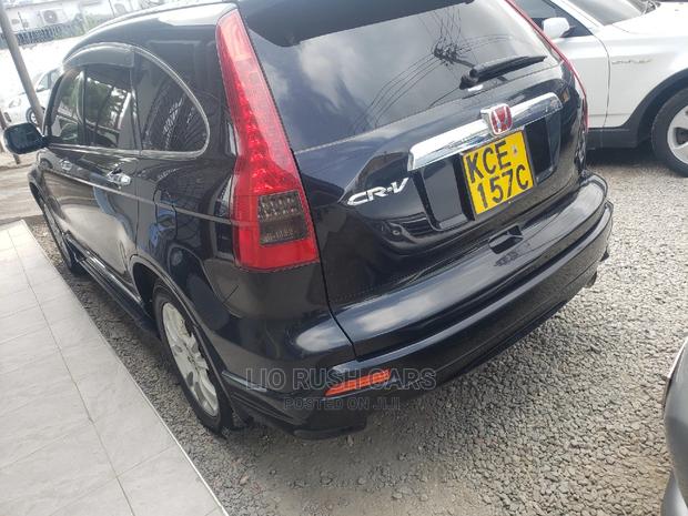 2010 Honda CR-V Black - Compact SUV for Your Daily Commute