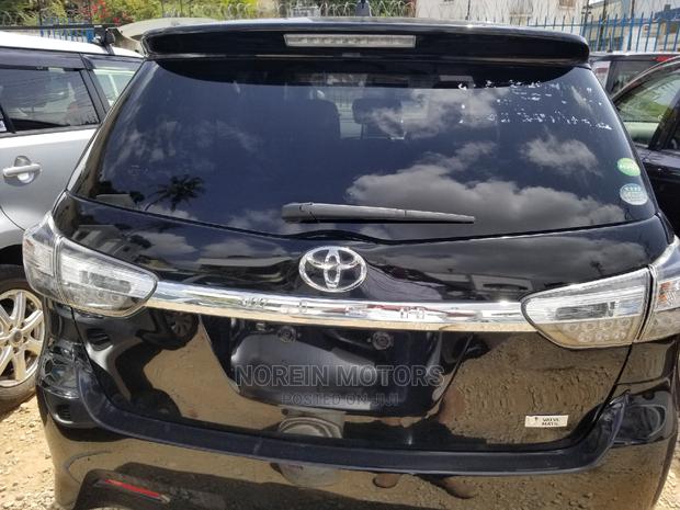 Matt Black 2015 Toyota Wish - Sleek and Sophisticated