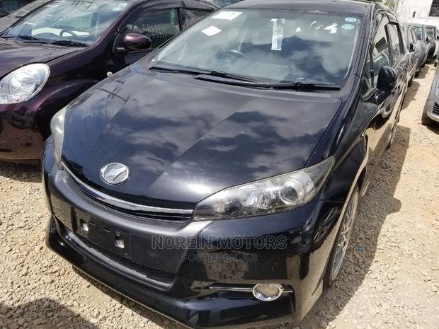 Matt Black 2015 Toyota Wish - Sleek and Sophisticated