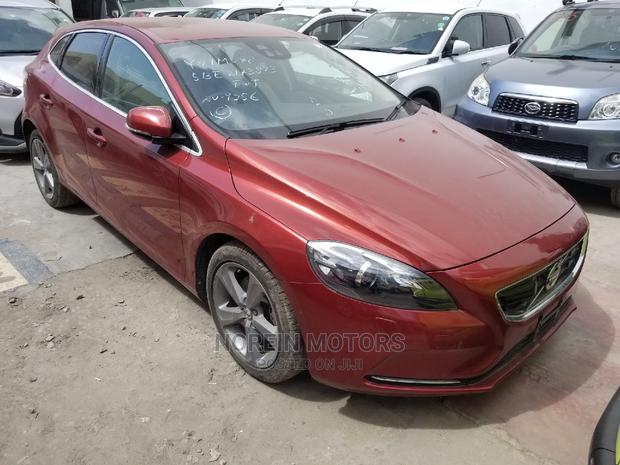 2014 Volvo V40 Red: One Owner, Impeccable Maintenance, Great Value