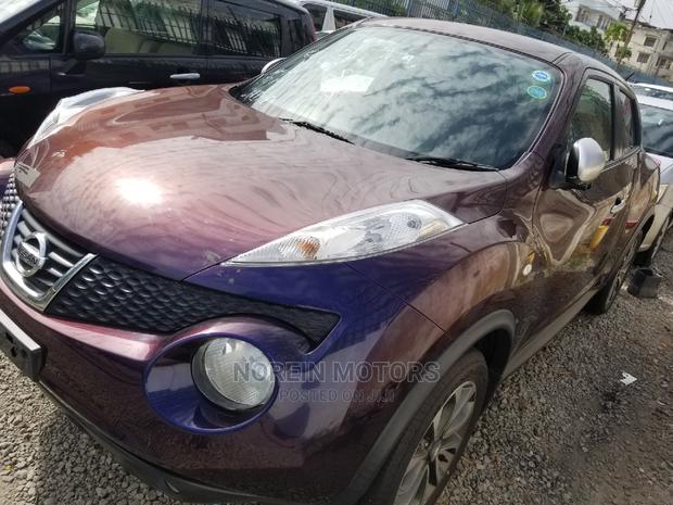 Stylish 2014 Nissan Juke - Compact SUV with Excellent MPG