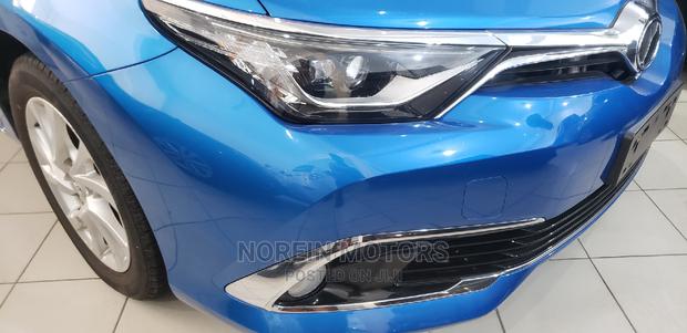 2015 Toyota Auris in Blue: Modern, Efficient, and Spacious Sedan