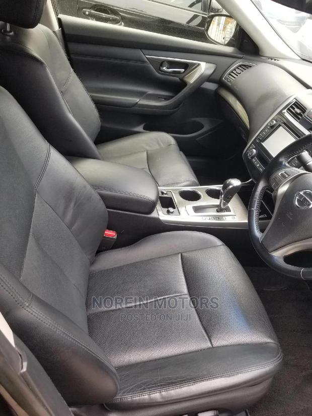 Pre-owned 2014 Nissan Teana in Matt Black - Quality Ride Guaranteed