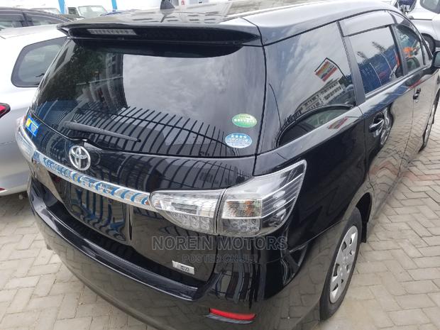 Black 2014 Toyota Wish: Premium Sedan at an Excellent Price