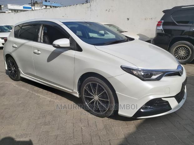 Toyota Auris 2015 White