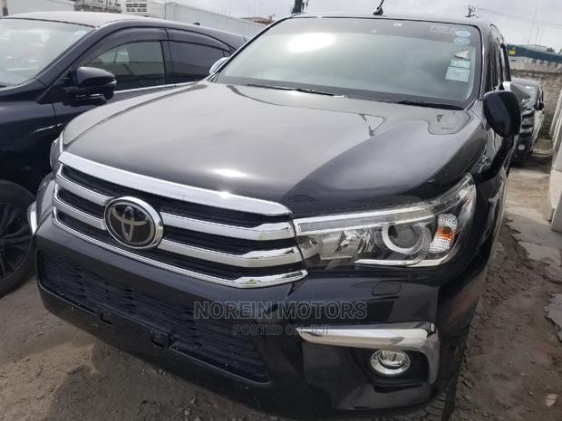 2016 Toyota Hilux Black: Versatile and Durable Pickup Truck
