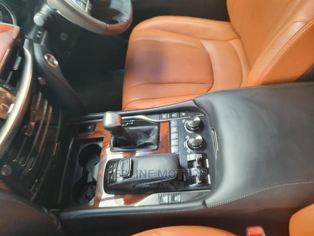 Black Lexus RX 2016 - Premium Model