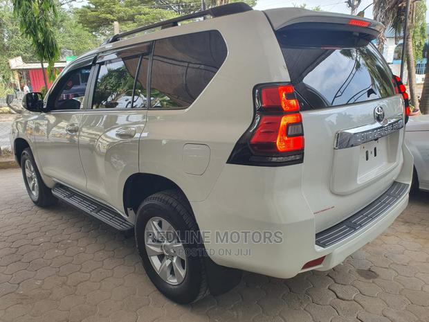 2018 Toyota Land Cruiser Prado 2.8L Off-White SUV for Sale