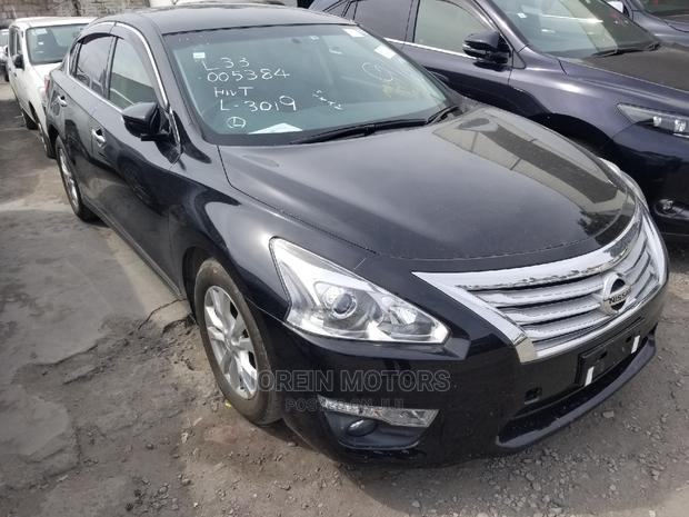 2014 Nissan Teana Green Sedan - Perfect Style, Premium Performance