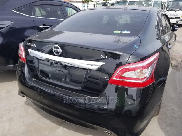 2014 Nissan Teana Green Sedan - Perfect Style, Premium Performance