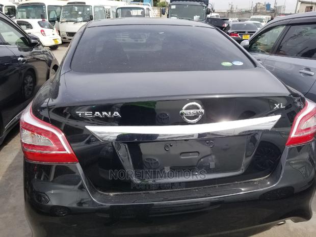 2014 Nissan Teana Green Sedan - Perfect Style, Premium Performance