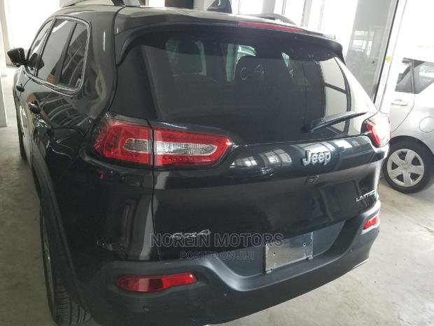 2014 Jeep Cherokee Black: Unmatched Off-Road Performance