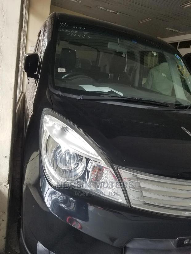 Pre-owned Mitsubishi Delica 2014 Black: Perfect Vehicle, Great Value, Excellent Condition