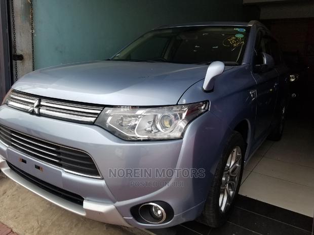 Mitsubishi Outlander 2014 Blue