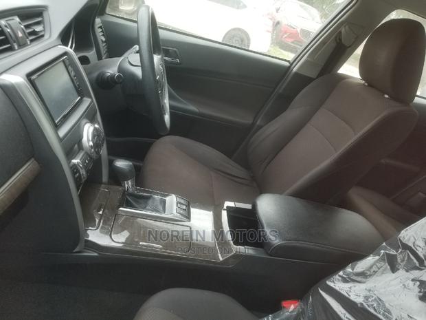 2014 Toyota Mark X Blue Luxury Sedan: Elegance Redefined
