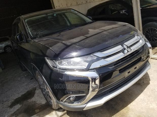 2014 Mitsubishi Outlander Black - Used Car