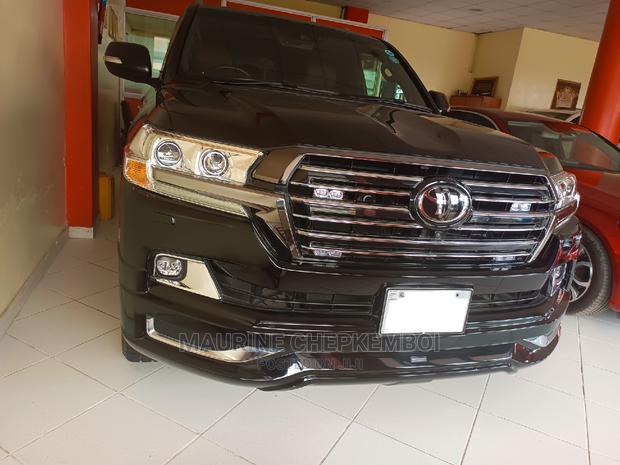 Toyota Land Cruiser 2015 4.6 V8 ZX Black