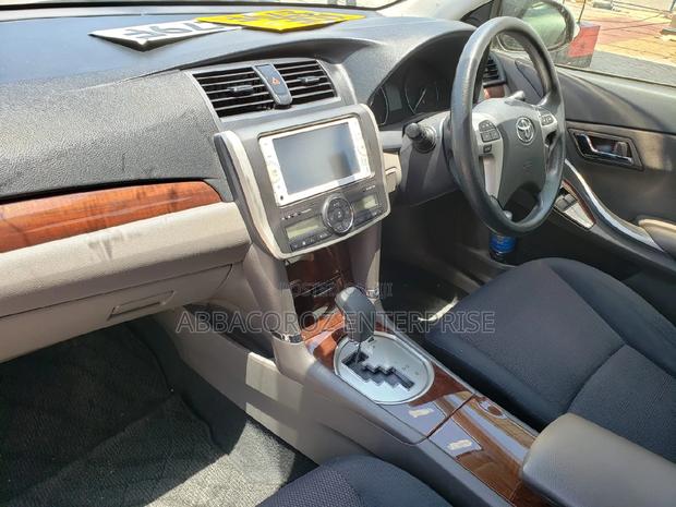 Toyota Allion 2014 Silver