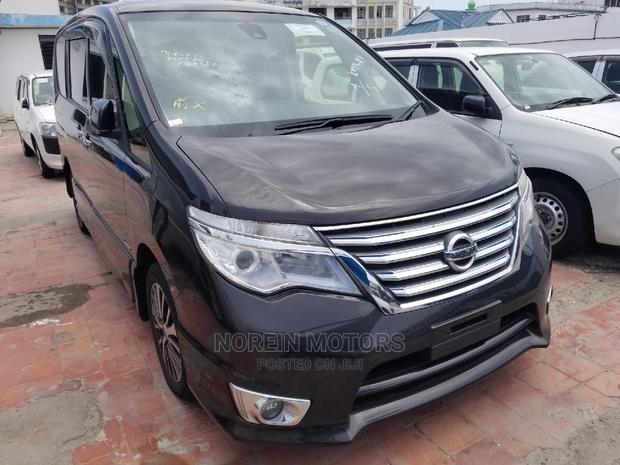 Pre-owned 2014 Nissan Serena Black - Affordable Luxury
