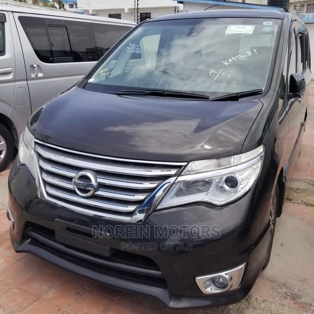 Pre-owned 2014 Nissan Serena Black - Affordable Luxury