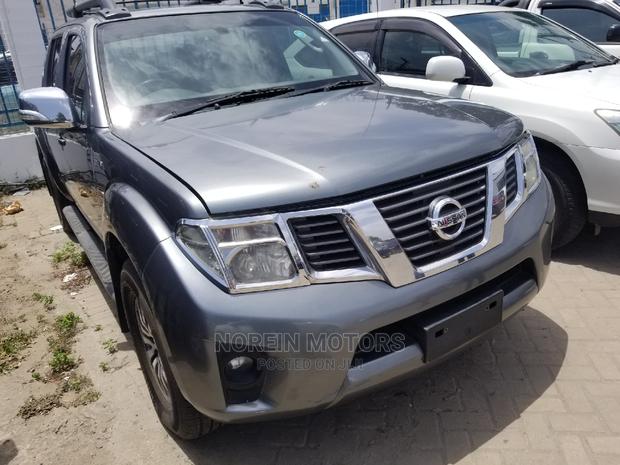 Pre-Owned 2014 Nissan Navara Gray Truck: Durable, Capable, and Ready for Any Challenge
