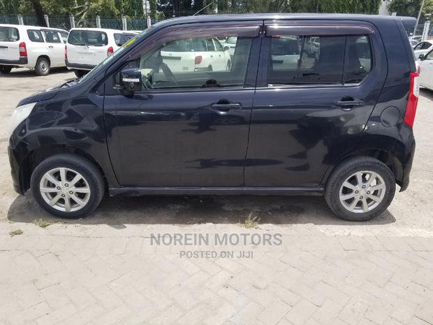 Black Mazda Flair 2015: A Combination of Style and Power