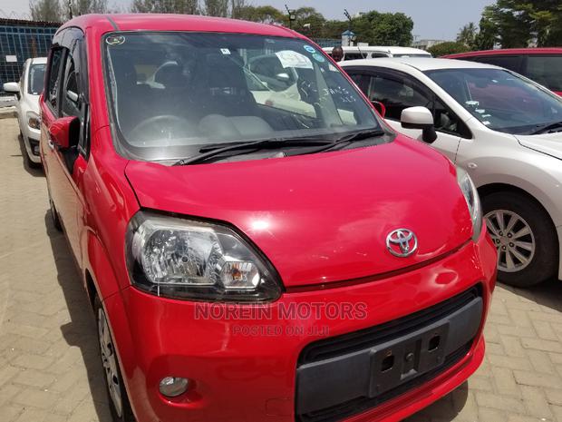 Used 2015 Toyota Porte Red for Sale