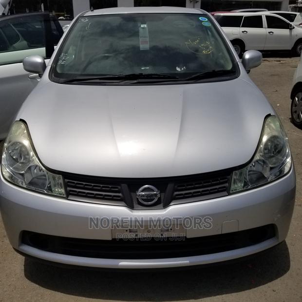 2014 Nissan Wingroad Silver - Spacious and Stylish Minivan for Sale