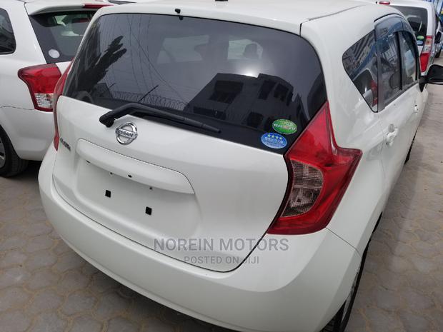 2015 Nissan Note: Compact Car, Comfortable, and Stylish
