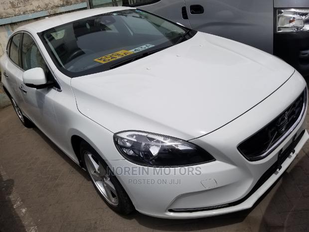 Pre-Owned 2014 Volvo V40 White - Luxury Sedan for sale