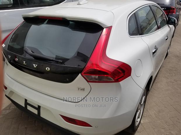 Pre-Owned 2014 Volvo V40 White - Luxury Sedan for sale