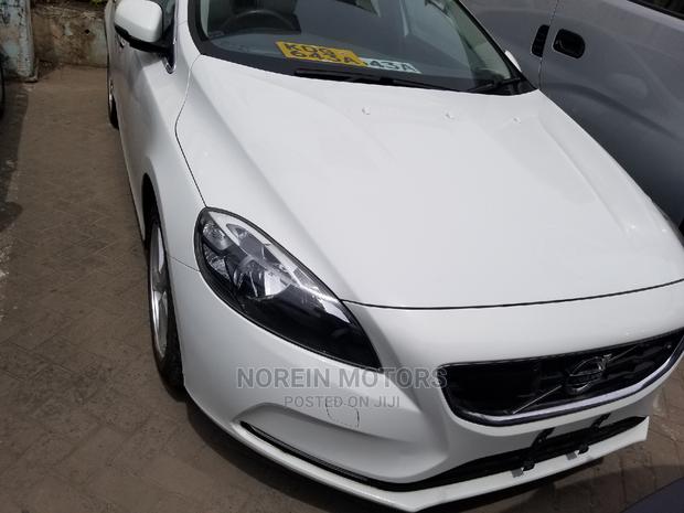 Pre-Owned 2014 Volvo V40 White - Luxury Sedan for sale