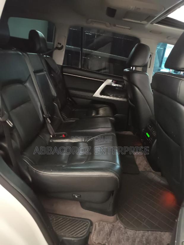 Toyota Land Cruiser 2014 4.6 V8 ZX White