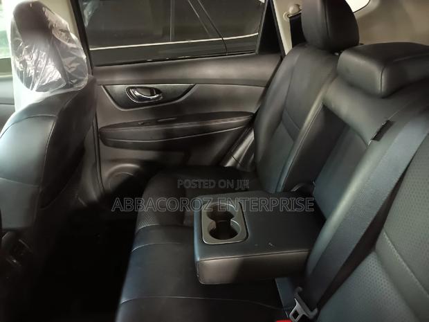 Nissan X-Trail 2015